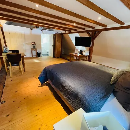 Haus Mees Гостевой дом